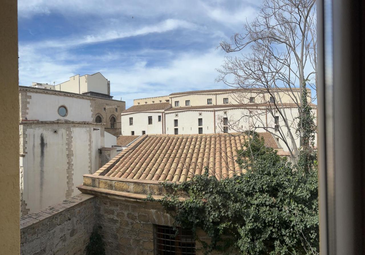 Bed and Breakfast Khalisah Palermo Exterior foto