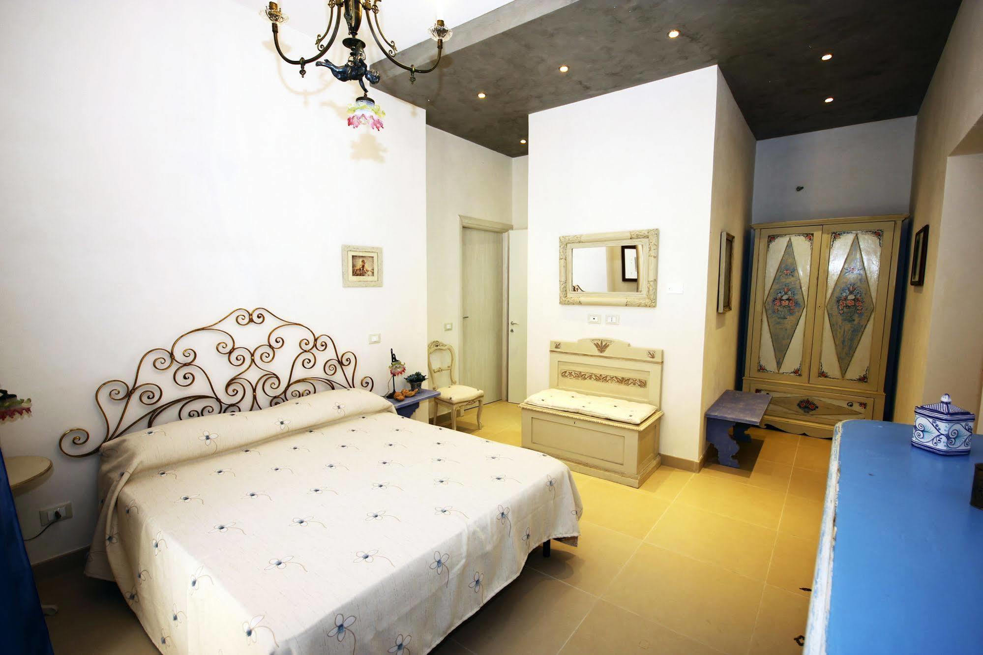Bed and Breakfast Khalisah Palermo Exterior foto